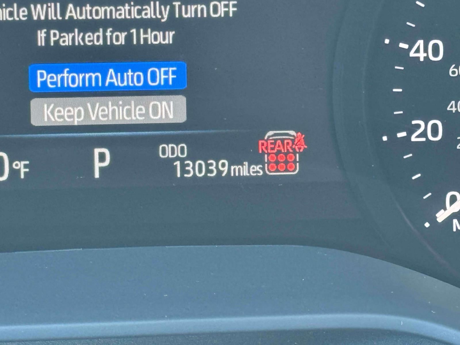 2025 Toyota Sienna LE