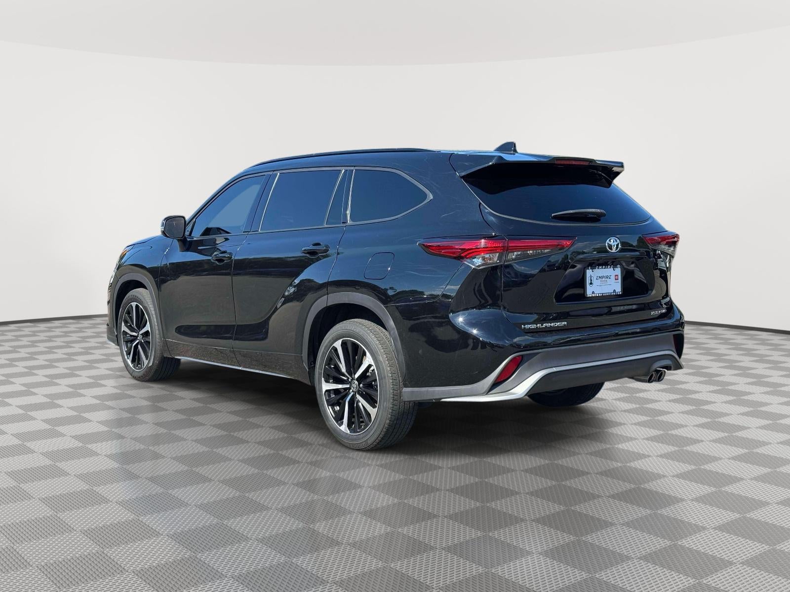 2022 Toyota Highlander XSE