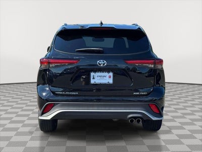 2022 Toyota Highlander XSE