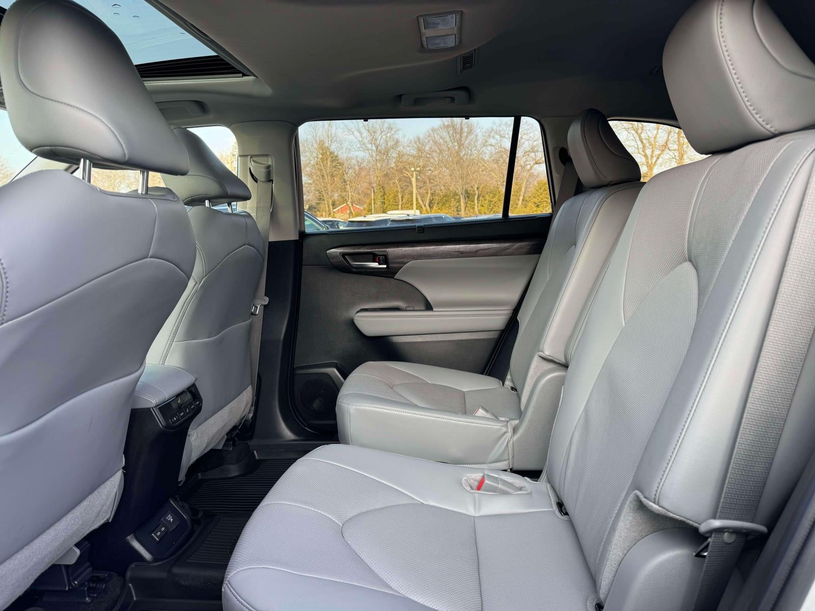 2024 Toyota Highlander Hybrid Limited