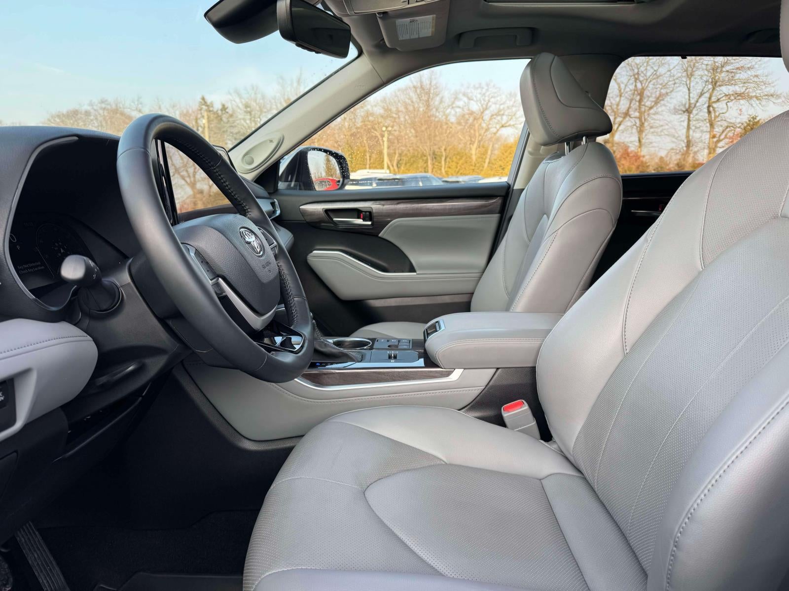 2024 Toyota Highlander Hybrid Limited