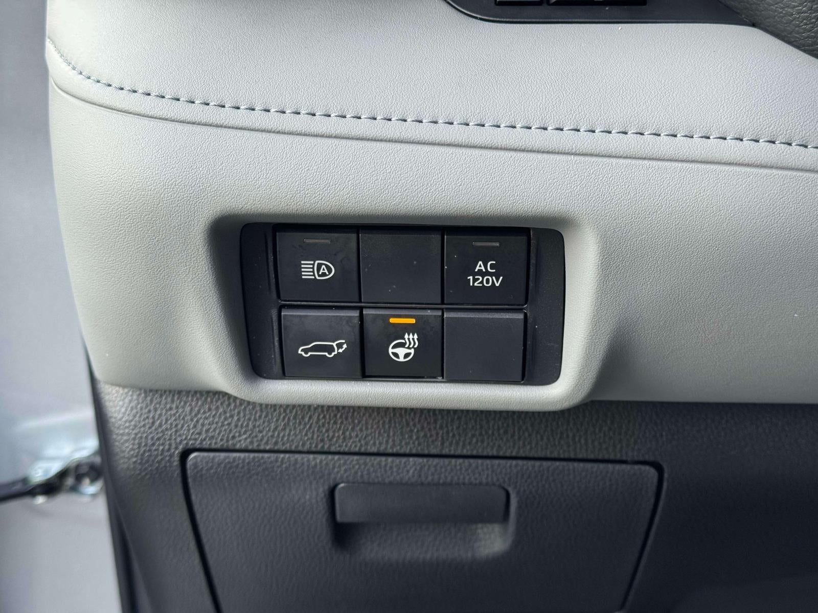 2024 Toyota Highlander Hybrid Limited