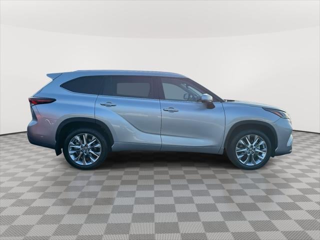 2024 Toyota Highlander Hybrid Limited