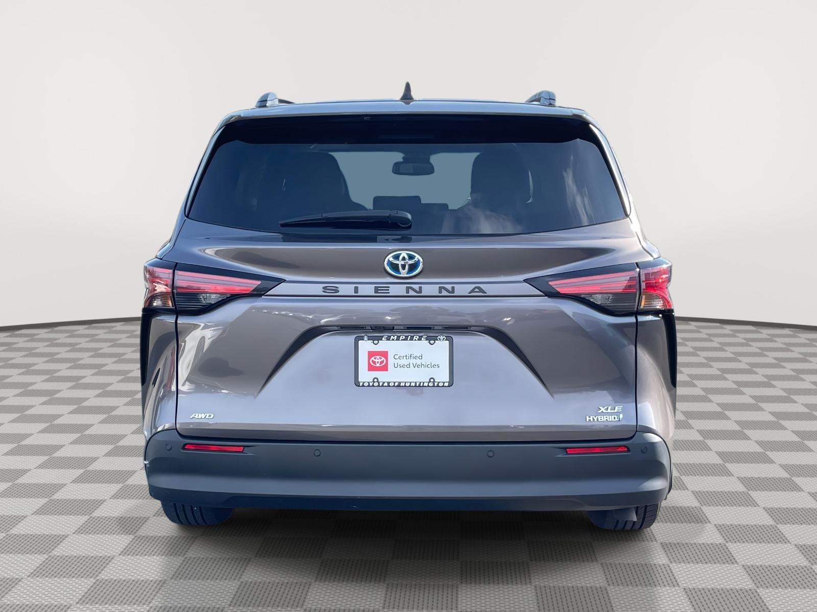2022 Toyota Sienna XLE