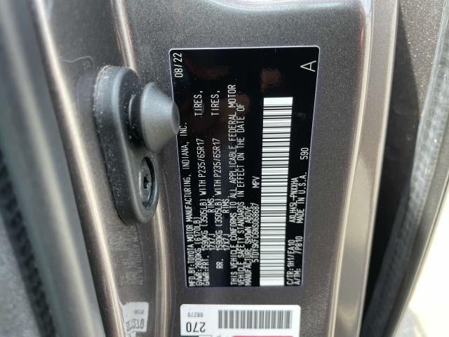 2022 Toyota Sienna XLE