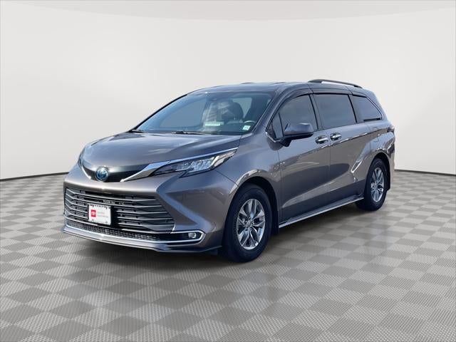 2022 Toyota Sienna XLE