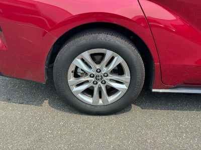 2025 Toyota Sienna Limited
