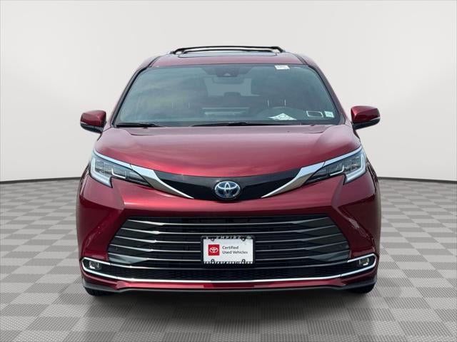 2025 Toyota Sienna Limited