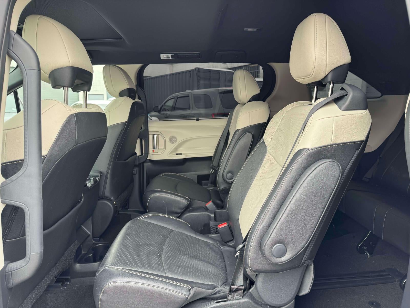 2025 Toyota Sienna Limited