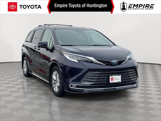 2025 Toyota Sienna Limited