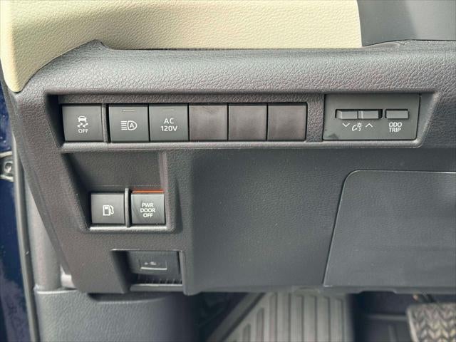 2025 Toyota Sienna Limited