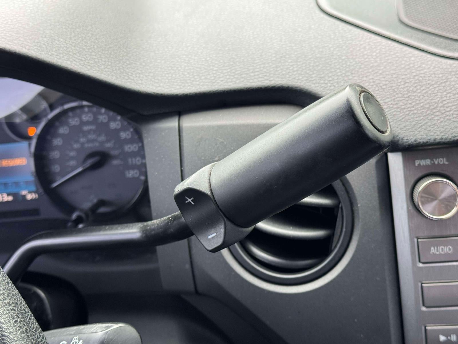2016 Toyota Tundra SR 4.6L V8