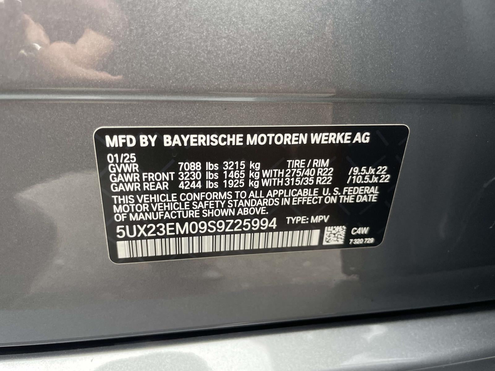 2025 BMW X7 xDrive40i