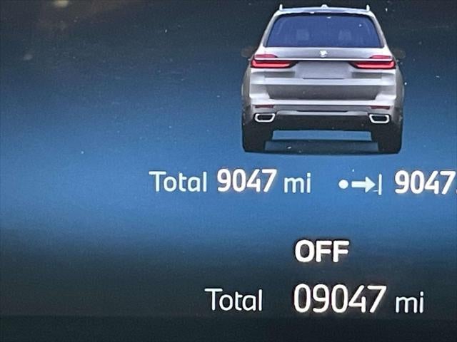 2025 BMW X7 xDrive40i