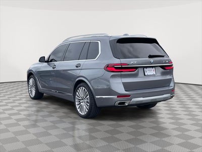 2025 BMW X7 xDrive40i