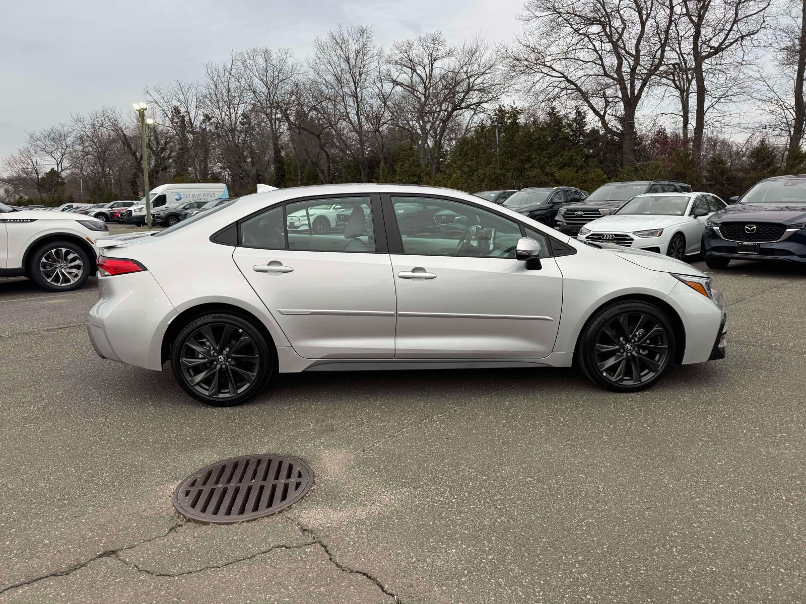 2025 Toyota Corolla SE