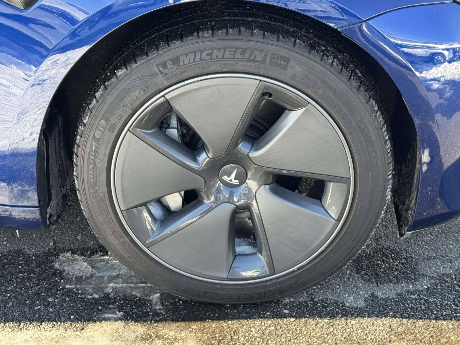 2023 Tesla Model 3 Rear-Wheel Drive