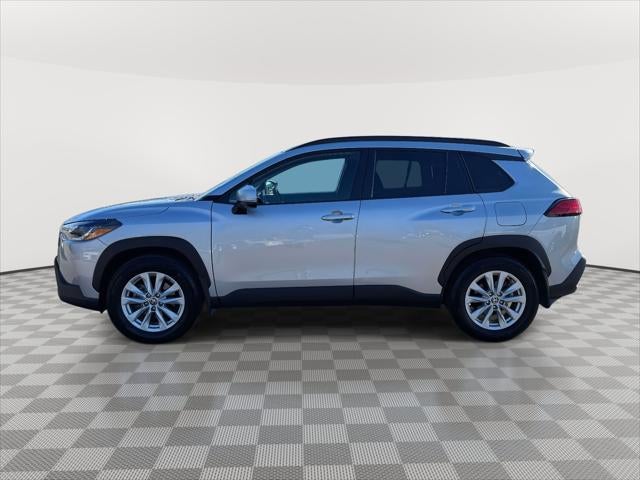 2024 Toyota Corolla Cross LE