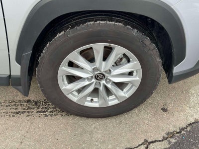 2025 Toyota Corolla Cross LE