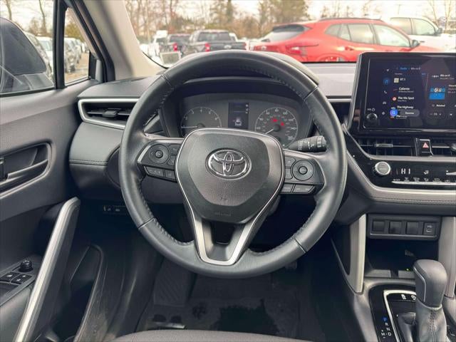 2025 Toyota Corolla Cross LE
