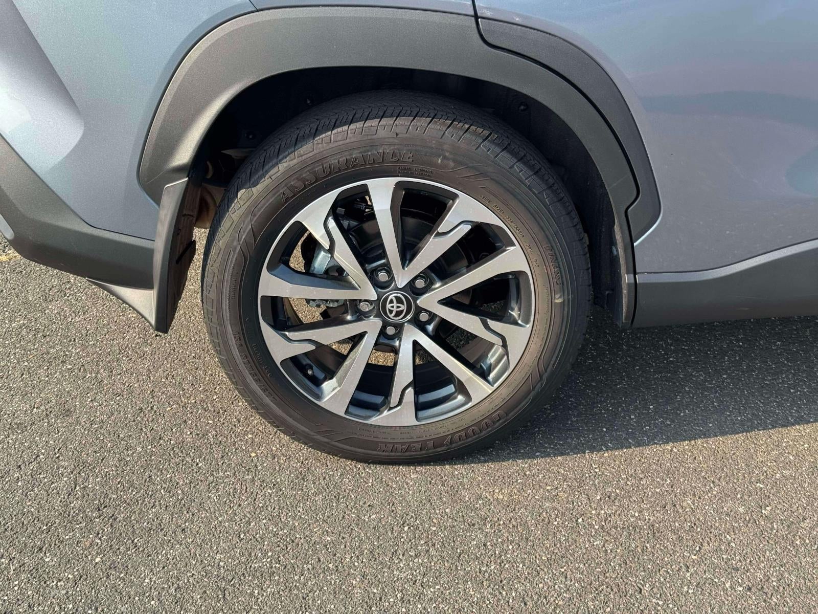 2024 Toyota Corolla Cross XLE