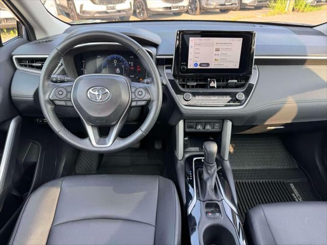 2024 Toyota Corolla Cross XLE