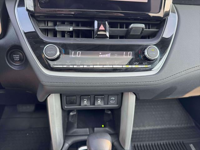 2024 Toyota Corolla Cross XLE