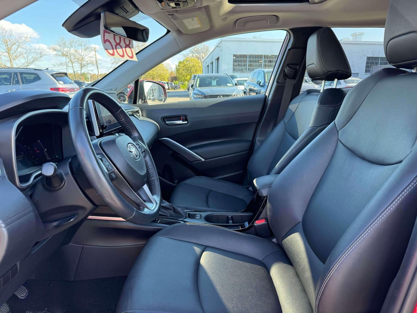 2023 Toyota Corolla Cross XLE