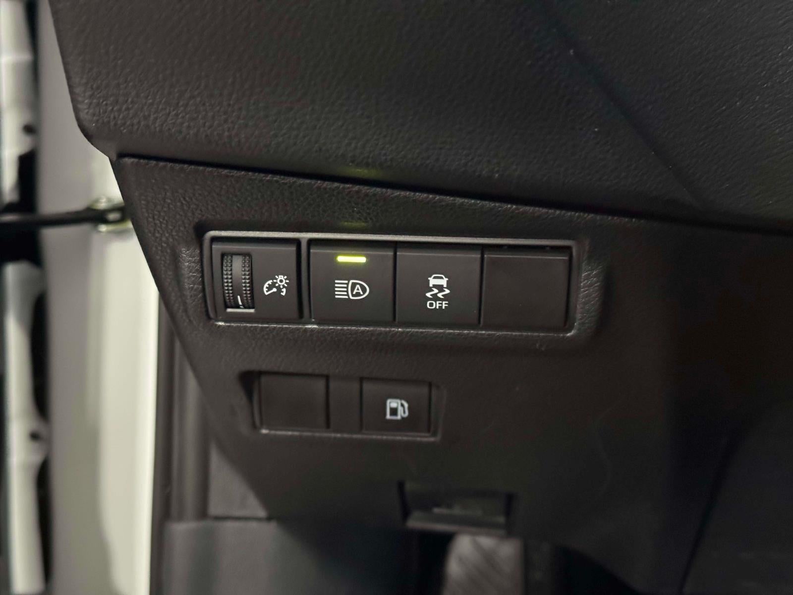 2023 Toyota Corolla Cross Hybrid SE