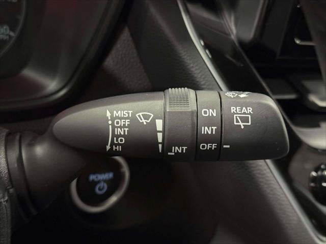 2023 Toyota Corolla Cross Hybrid SE