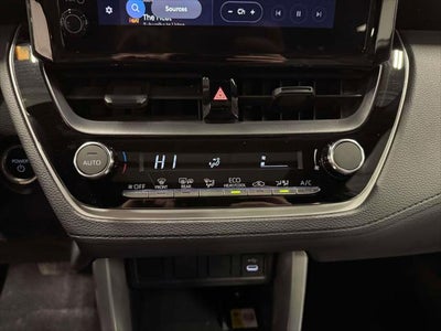 2023 Toyota Corolla Cross Hybrid SE