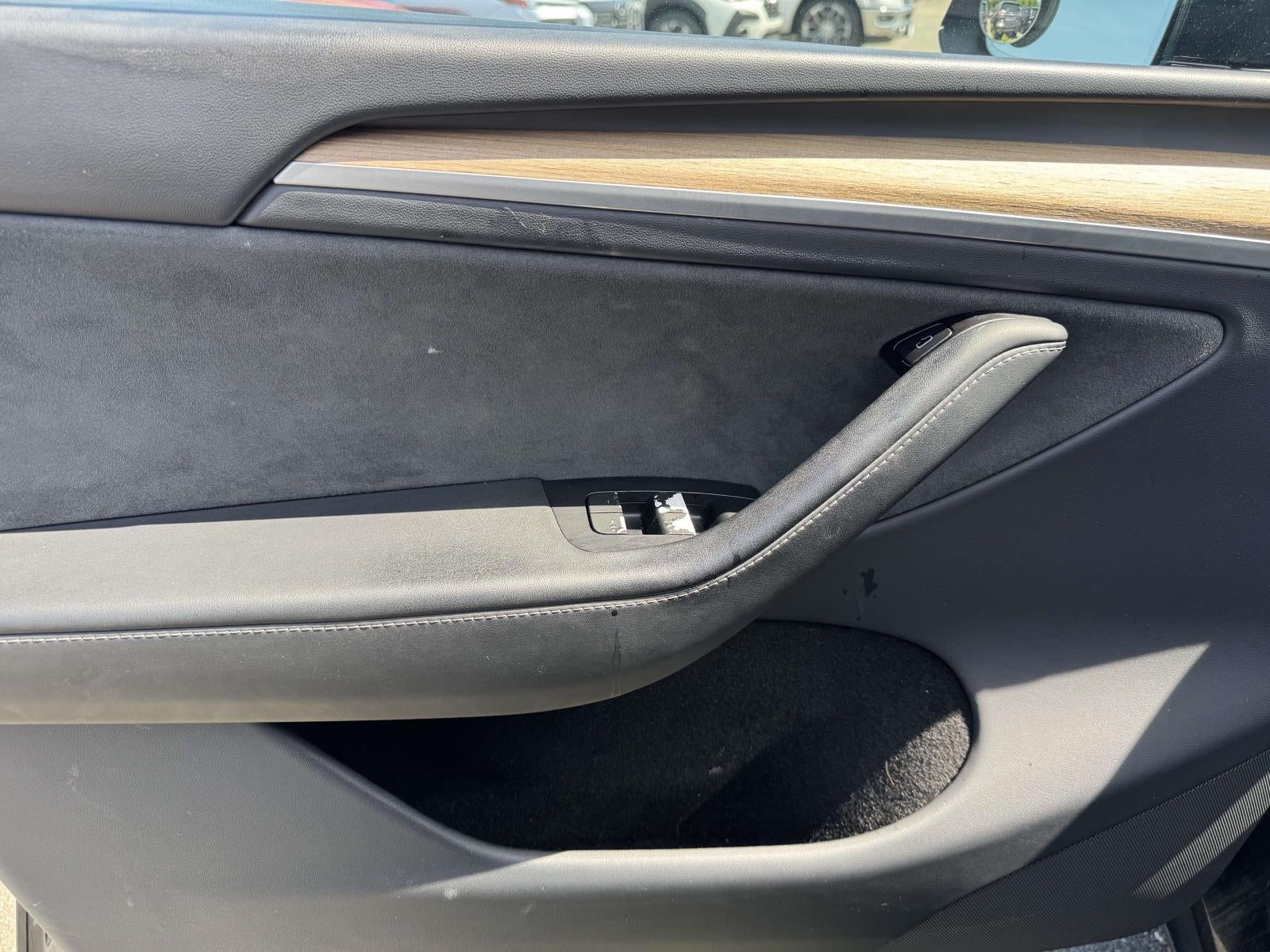 2024 Tesla Model Y Long Range Dual Motor All-Wheel Drive