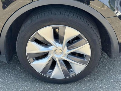 2024 Tesla Model Y Long Range Dual Motor All-Wheel Drive