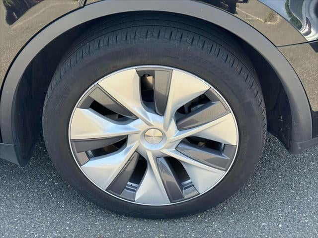 2024 Tesla Model Y Long Range Dual Motor All-Wheel Drive