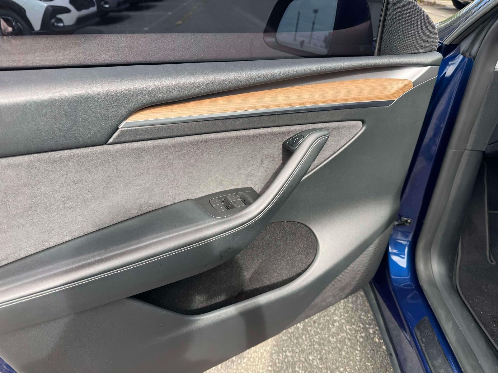 2023 Tesla Model Y Performance Dual Motor All-Wheel Drive