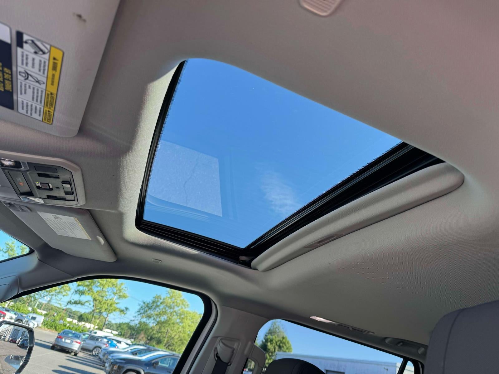 2023 Toyota Sequoia SR5 - Photo 24