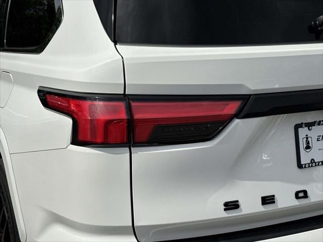 2023 Toyota Sequoia SR5