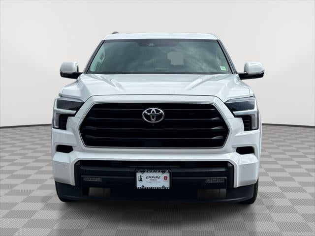 2023 Toyota Sequoia SR5 - Photo 39