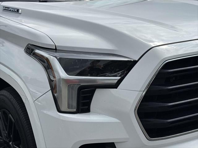 2023 Toyota Sequoia SR5