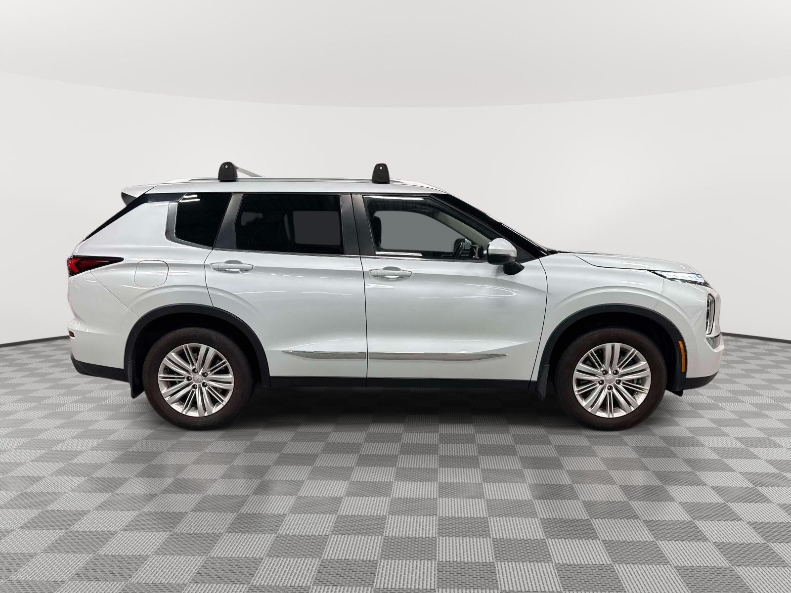 2023 Mitsubishi Outlander ES 2.5 2WD