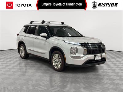 2023 Mitsubishi Outlander ES 2.5 2WD