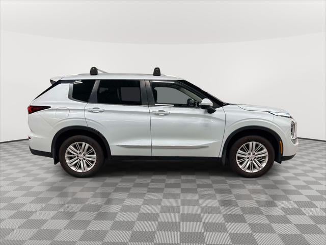 2023 Mitsubishi Outlander ES 2.5 2WD