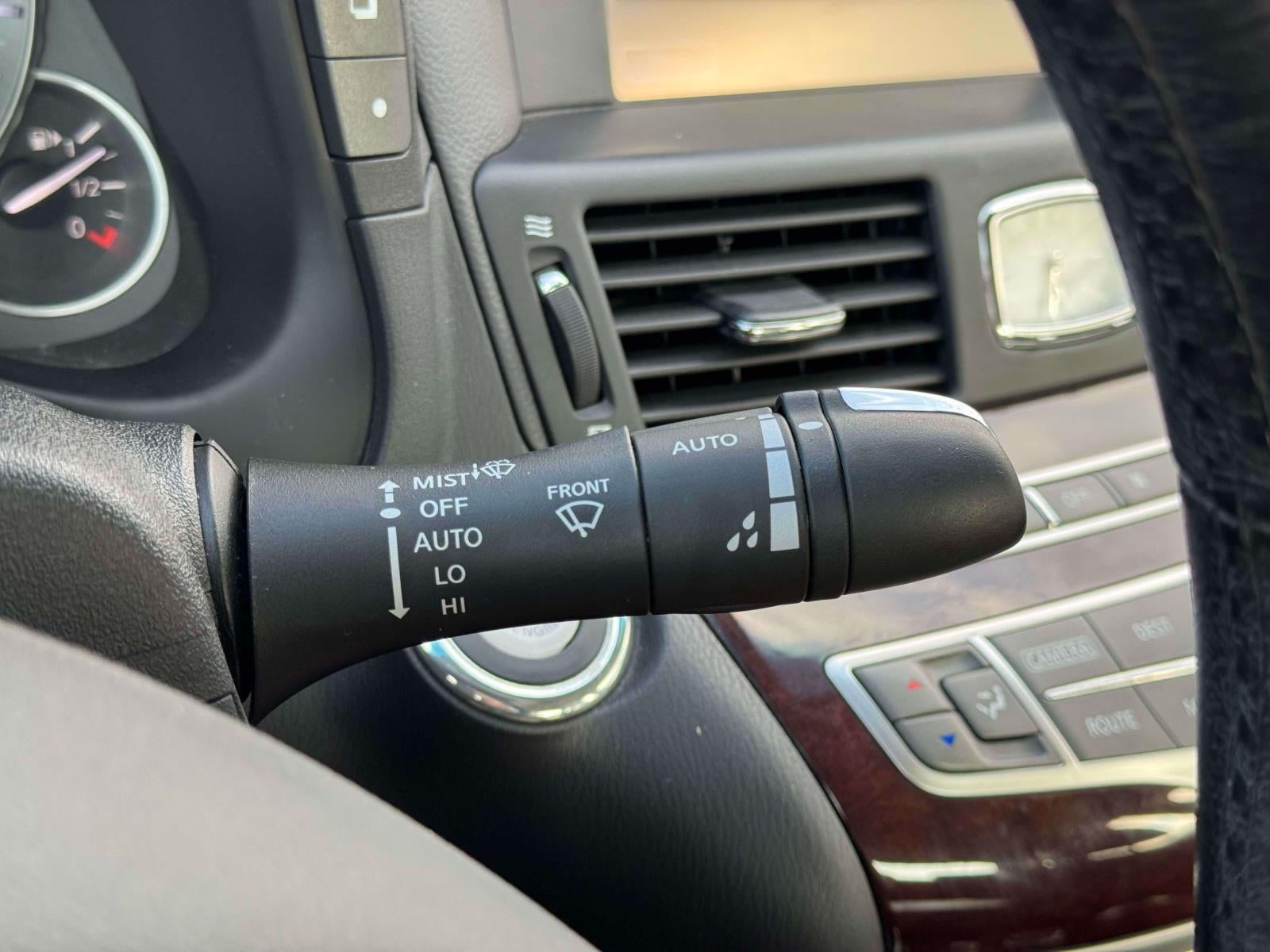 2016 INFINITI Q70L 3.7X
