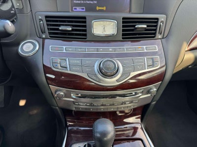 2016 INFINITI Q70L 3.7X