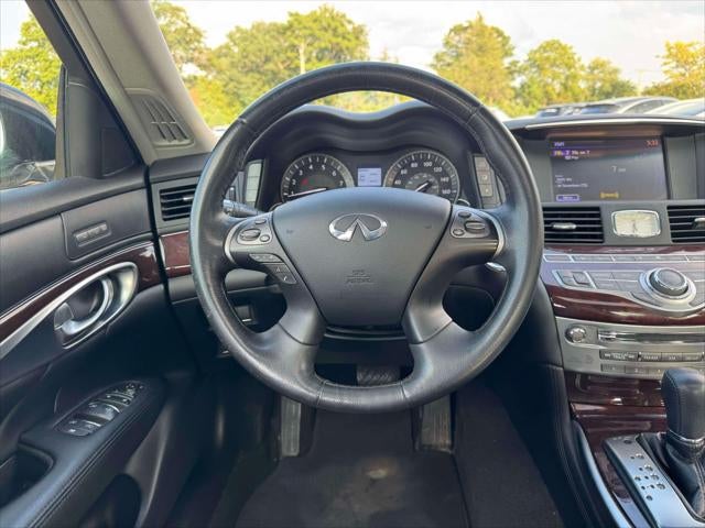 2016 INFINITI Q70L 3.7X