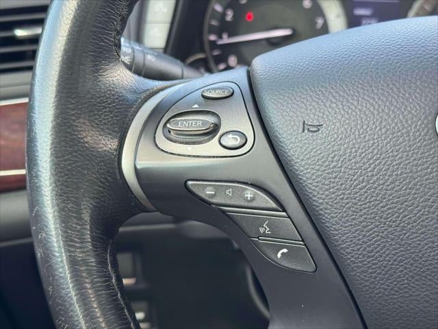 2016 INFINITI Q70L 3.7X