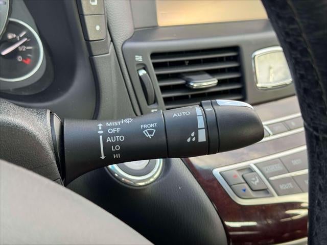 2016 INFINITI Q70L 3.7X