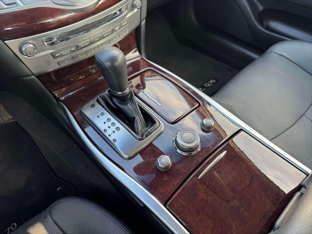 2016 INFINITI Q70L 3.7X