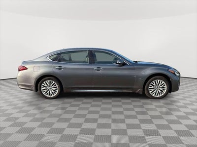 2016 INFINITI Q70L 3.7X