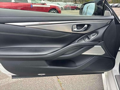 2021 INFINITI Q60 LUXE AWD